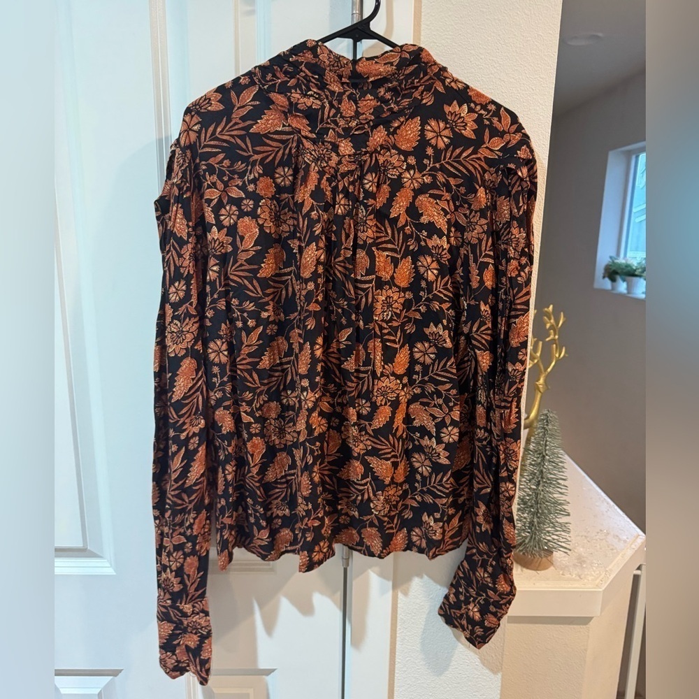 Elan Blouse